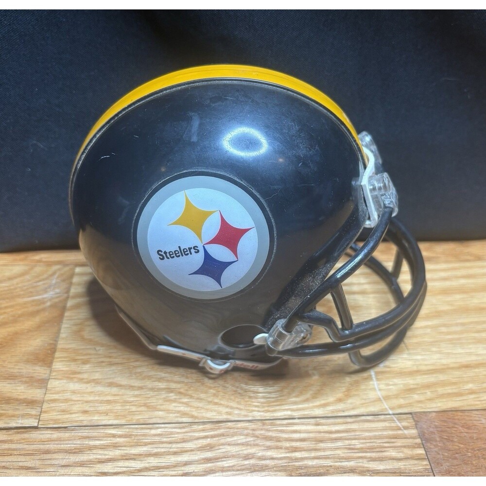 Pittsburgh Steelers Vintage (1995) Riddell 3 5/8 Mini NFL Football Helmet